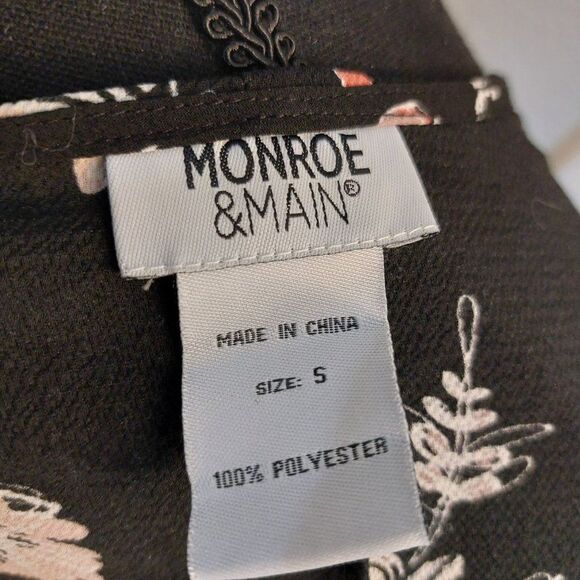 Monroe & Main floral long sleeve blouse size small - Picture 3 of 3